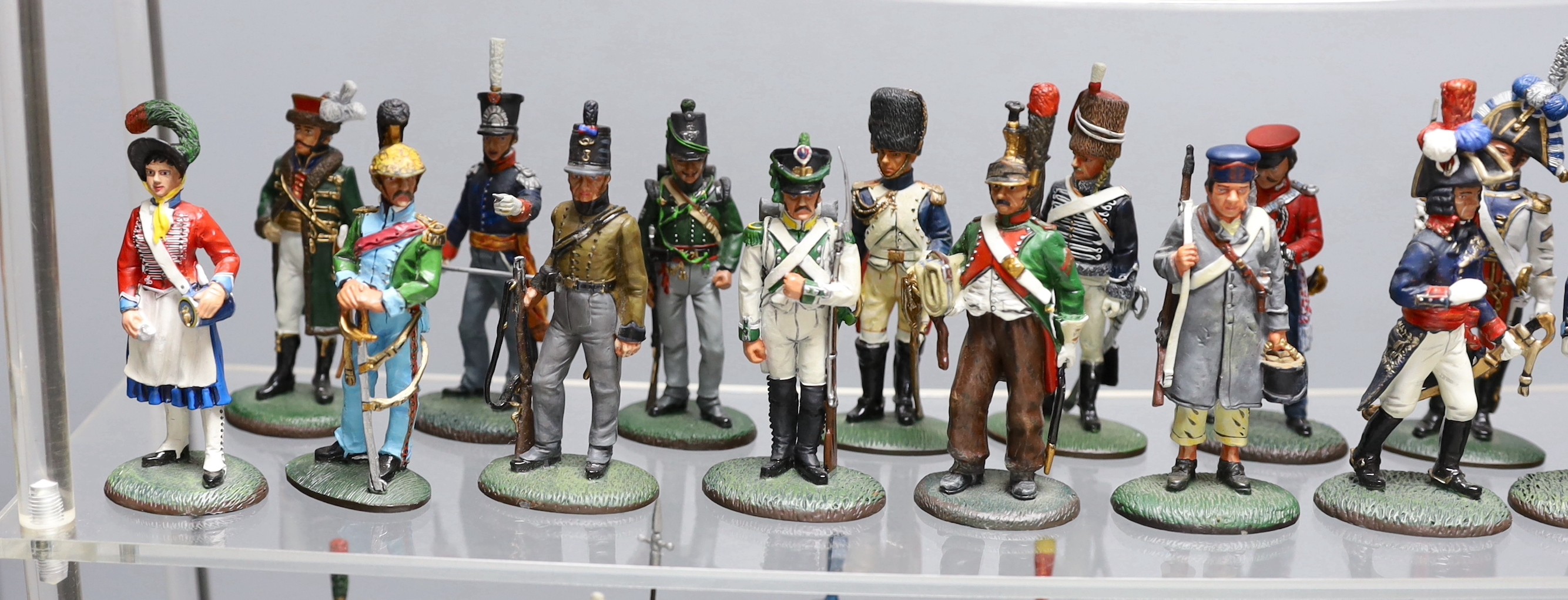 Duke of Wellington and Napoleonic war interest – A group of painted lead figures of soldiers by Delprado, Oryon, etc. composition models